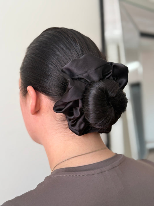 Satin Scrunchie Black